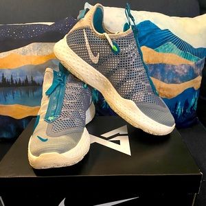 NWT✔️Nike Paul George 4 Basketball shoes